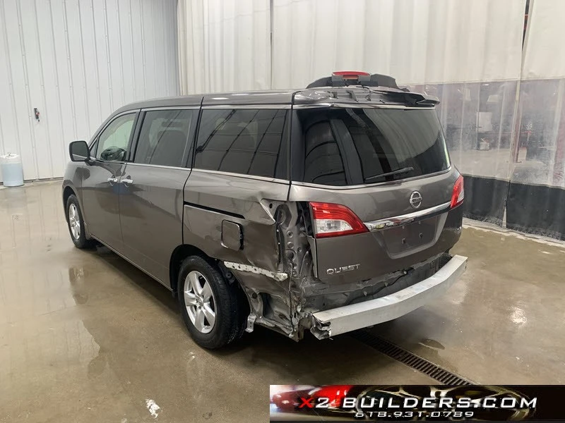 2015 Nissan Quest - Image 6 of 21