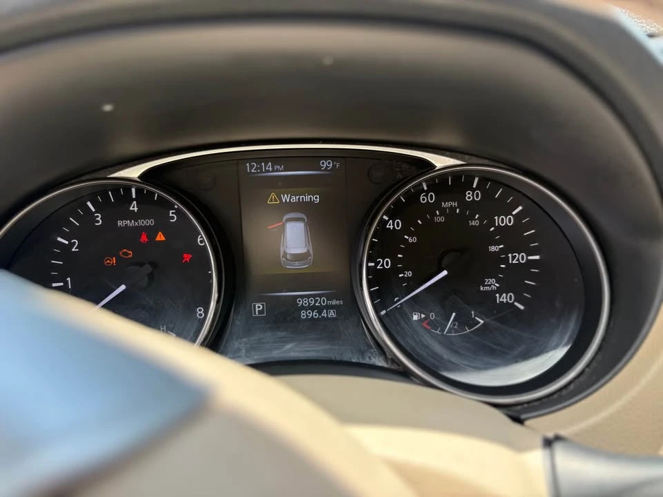 2015 Nissan Rogue - Image 7 of 7