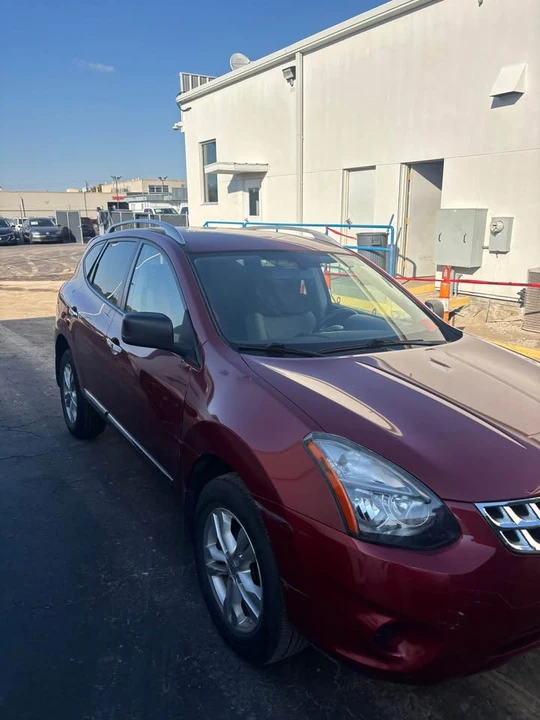 2015 Nissan Rogue - Image 3 of 6
