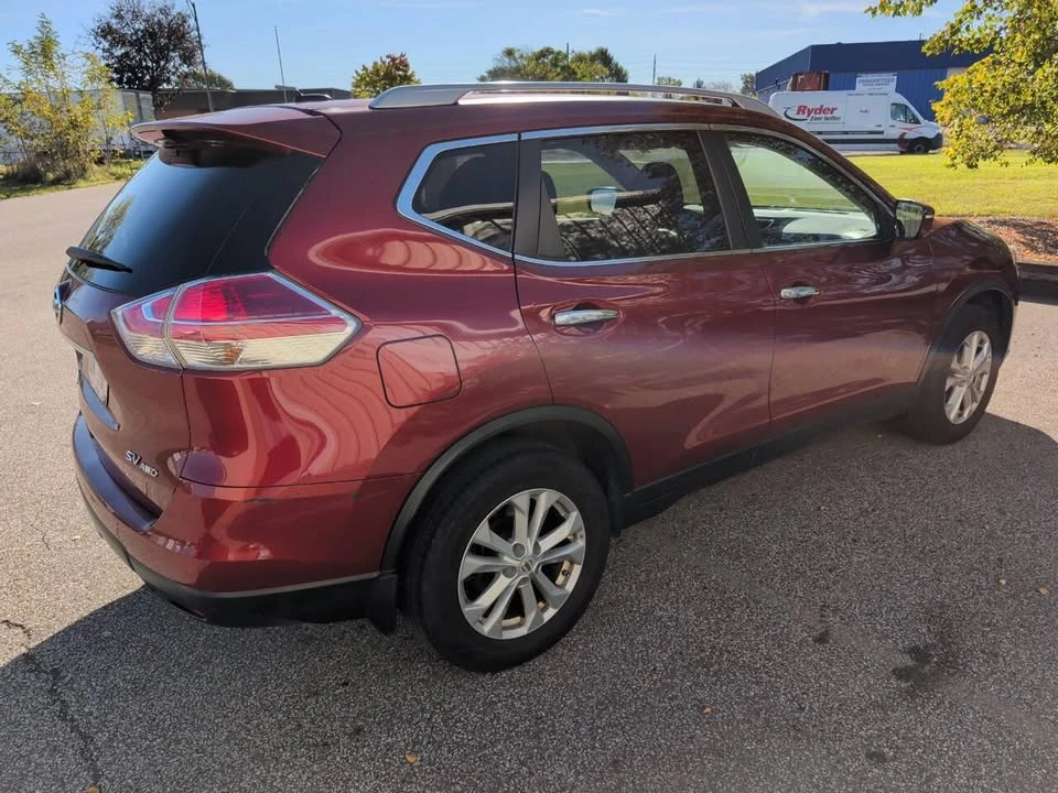 2015 Nissan Rogue - Image 8 of 12