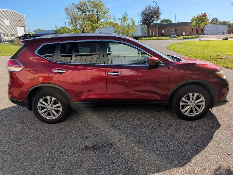2015 Nissan Rogue - Image 7 of 12