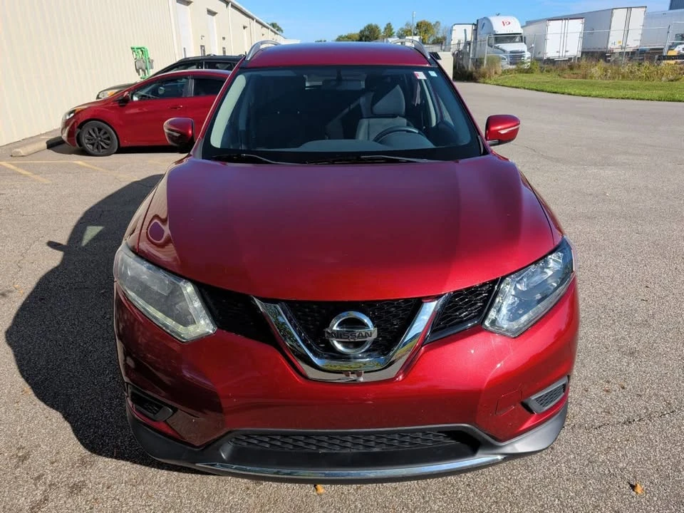 2015 Nissan Rogue - Image 4 of 12
