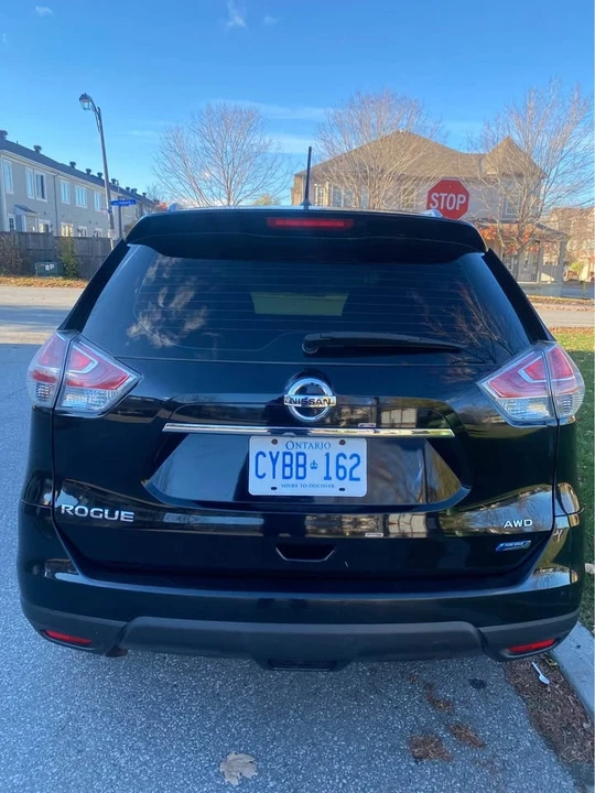 2015 Nissan Rogue - Image 3 of 9