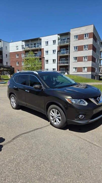2015 Nissan Rogue - Image 4 of 4