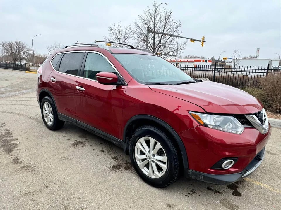 2015 Nissan Rogue - Image 2 of 15