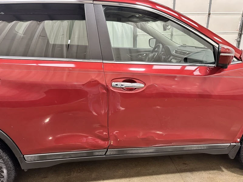 2015 Nissan Rogue - Image 19 of 21
