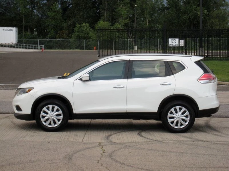 2015 Nissan Rogue - Image 6 of 12