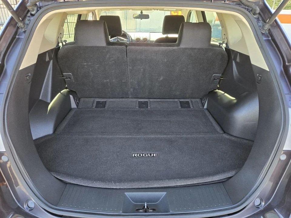 2015 Nissan Rogue - Image 11 of 21