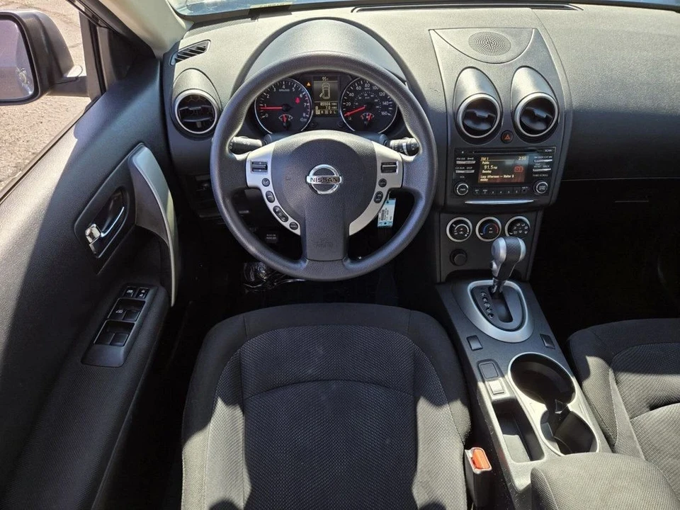 2015 Nissan Rogue - Image 9 of 21