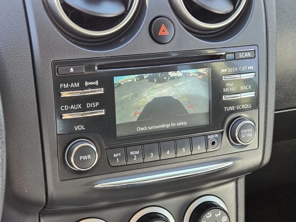 2015 Nissan Rogue - Image 19 of 21