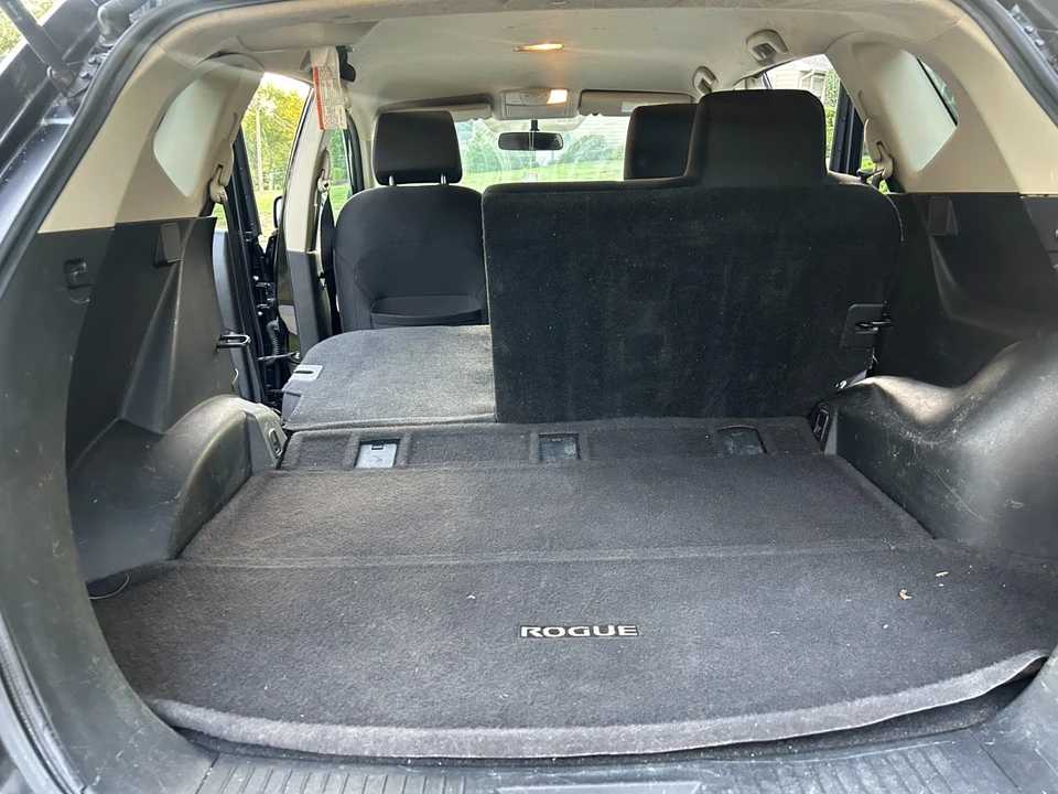2015 Nissan Rogue - Image 11 of 20