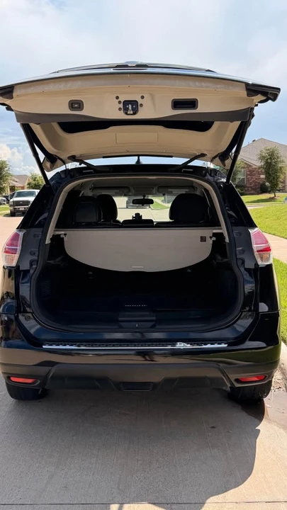 2015 Nissan Rogue - Image 5 of 15