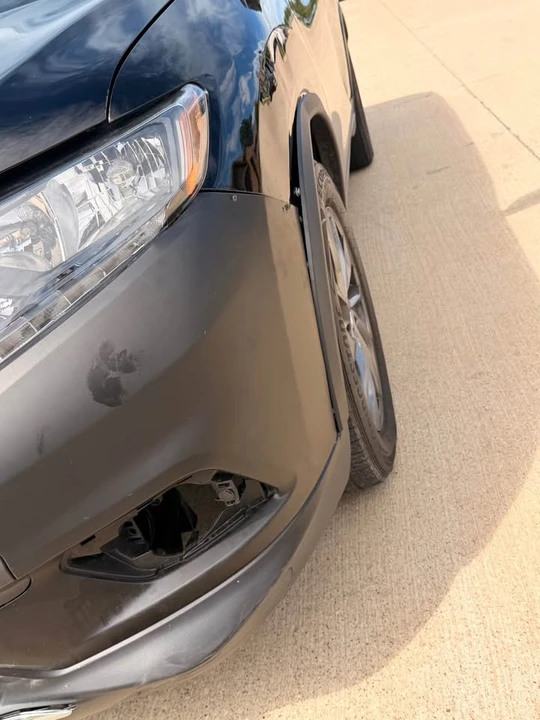 2015 Nissan Rogue - Image 12 of 15