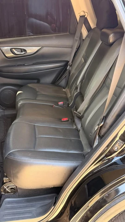 2015 Nissan Rogue - Image 6 of 15