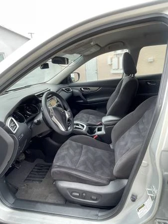 2015 Nissan Rogue - Image 6 of 9