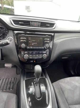 2015 Nissan Rogue - Image 9 of 9