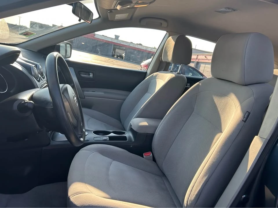 2015 Nissan Rogue - Image 11 of 12