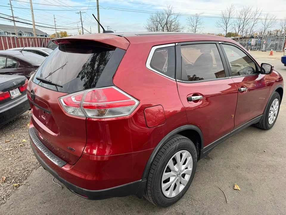 2015 Nissan Rogue - Image 6 of 7