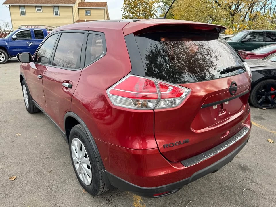 2015 Nissan Rogue - Image 5 of 7
