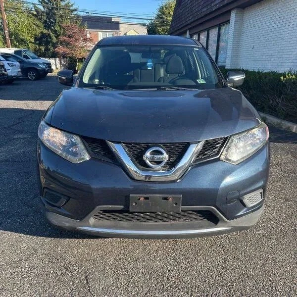2015 Nissan Rogue - Image 11 of 12