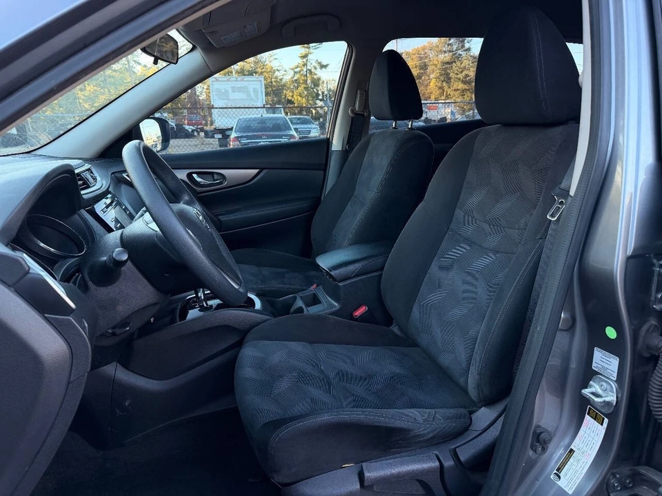 2015 Nissan Rogue - Image 17 of 21