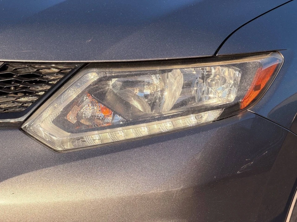 2015 Nissan Rogue - Image 5 of 21