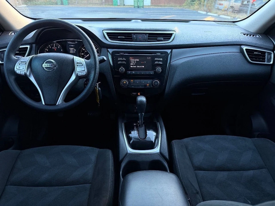 2015 Nissan Rogue - Image 18 of 21