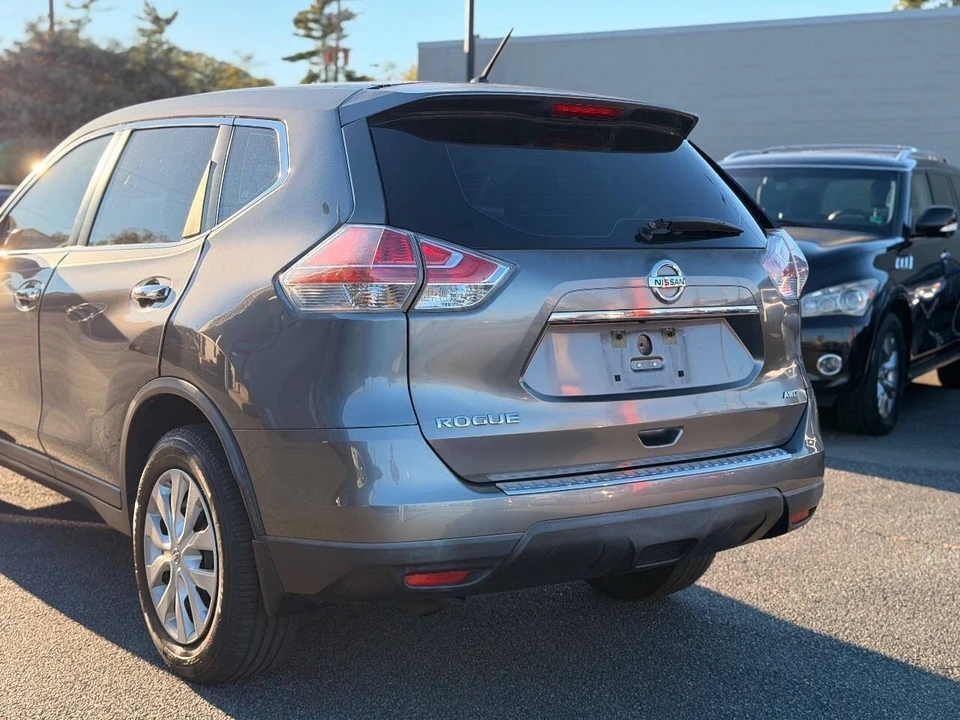 2015 Nissan Rogue - Image 10 of 21