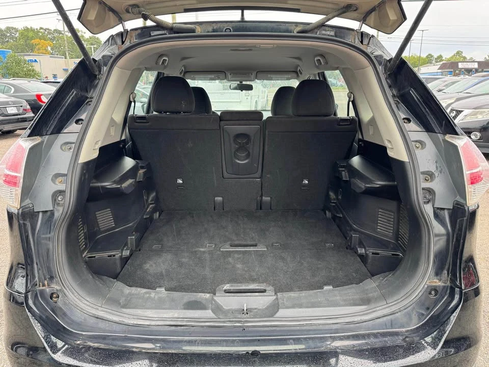 2015 Nissan Rogue - Image 9 of 19