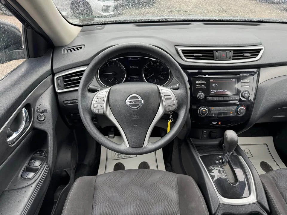 2015 Nissan Rogue - Image 16 of 19