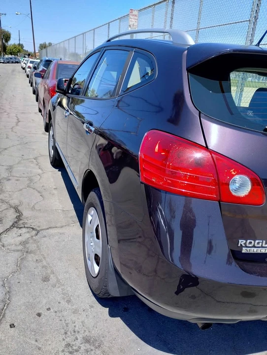 2015 Nissan Rogue - Image 7 of 18