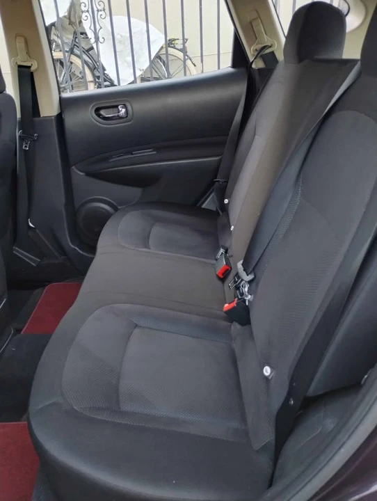 2015 Nissan Rogue - Image 8 of 18
