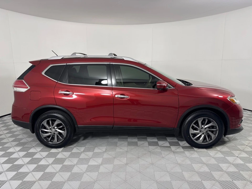 2015 Nissan Rogue - Image 4 of 12