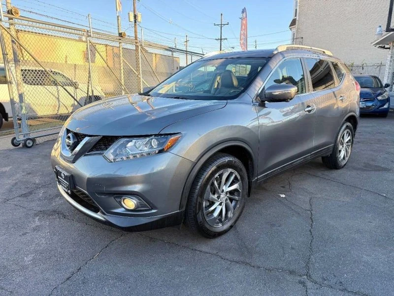 2015 Nissan Rogue - Image 2 of 12