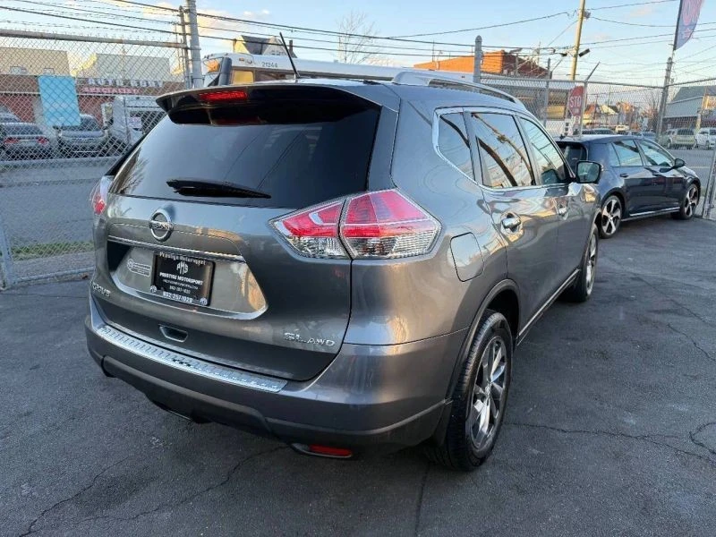 2015 Nissan Rogue - Image 5 of 12