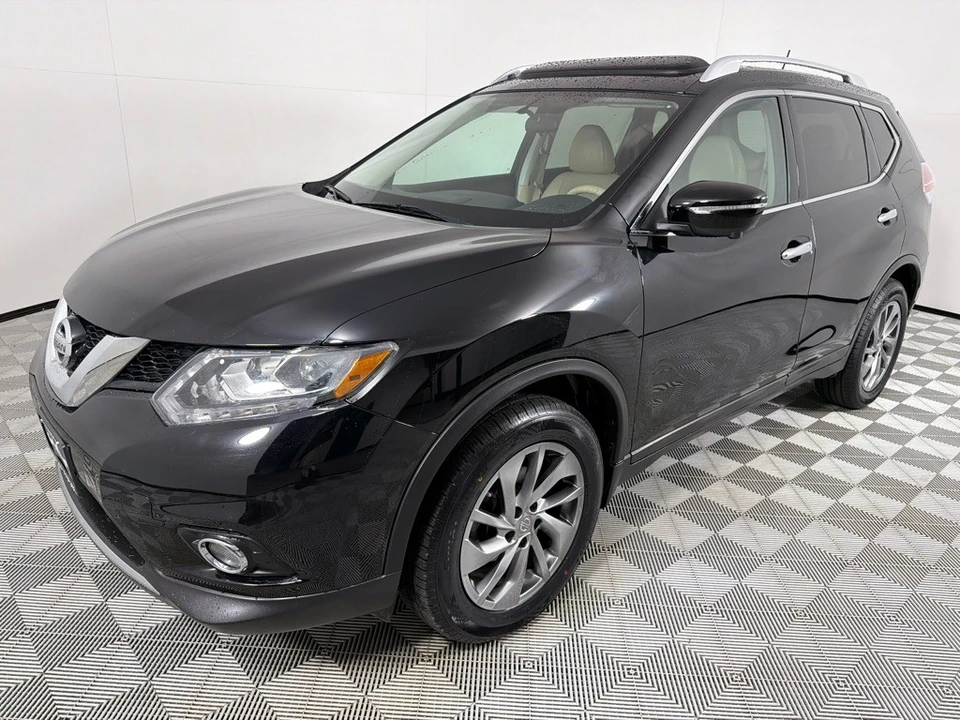 2015 Nissan Rogue - Image 9 of 21
