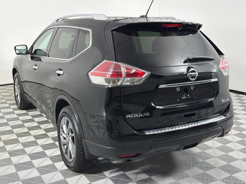 2015 Nissan Rogue - Image 7 of 21