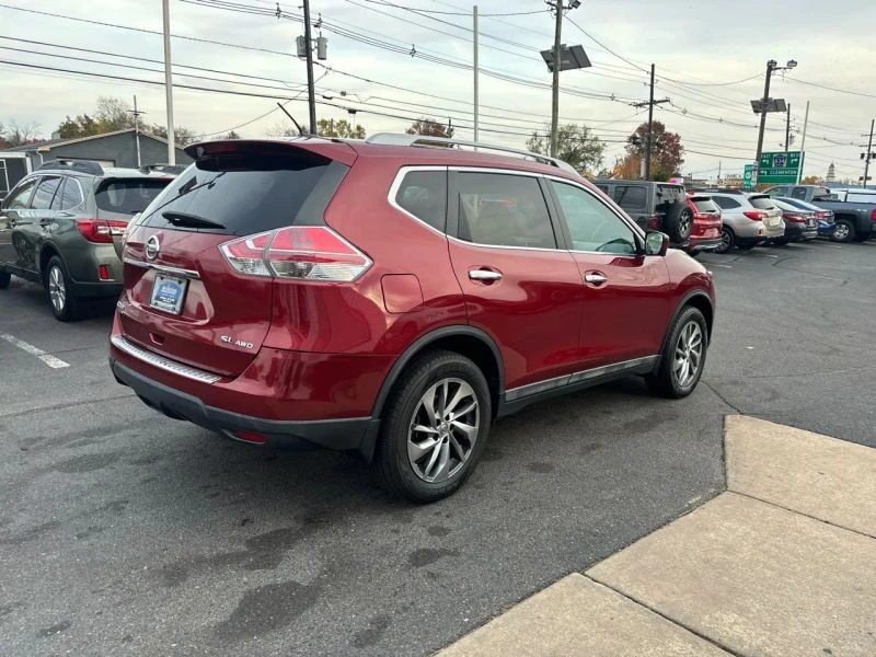 2015 Nissan Rogue - Image 9 of 12