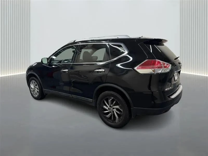 2015 Nissan Rogue - Image 3 of 12