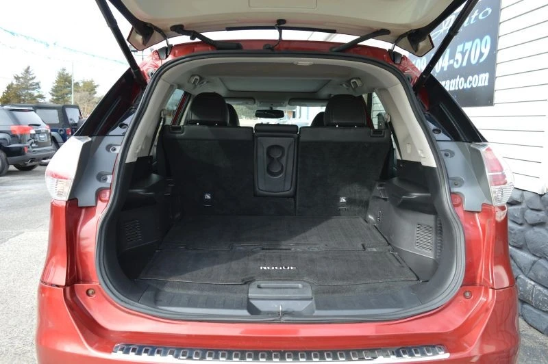 2015 Nissan Rogue - Image 9 of 12