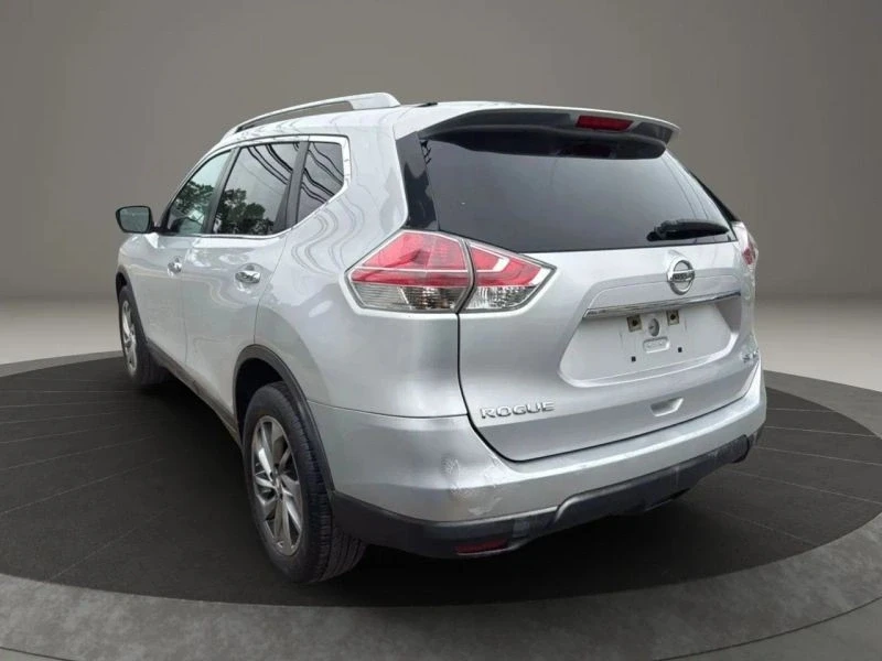2015 Nissan Rogue - Image 7 of 12