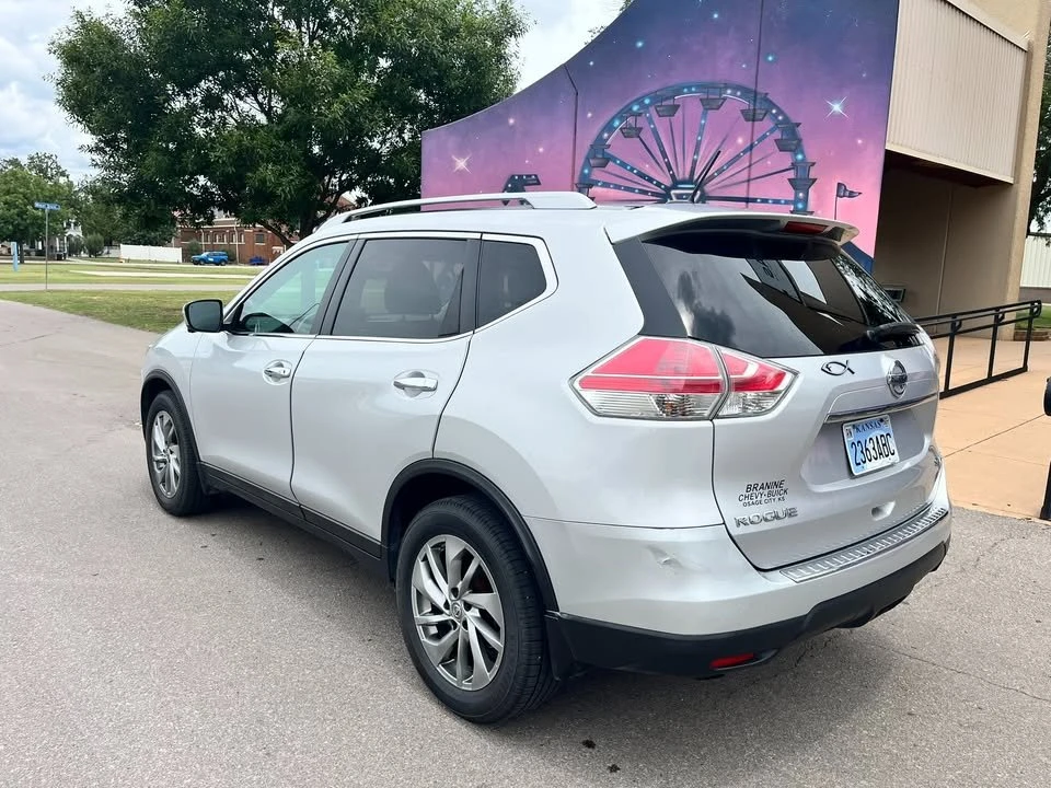 2015 Nissan Rogue - Image 4 of 20