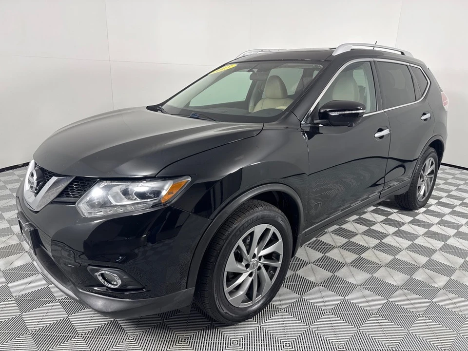 2015 Nissan Rogue - Image 9 of 12