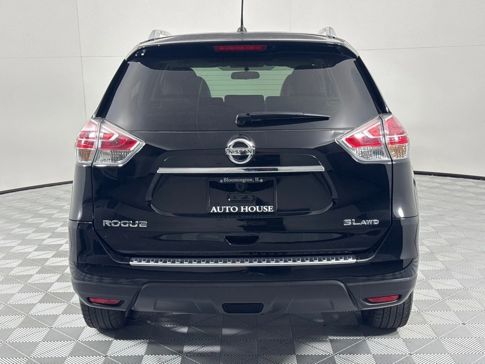 2015 Nissan Rogue - Image 6 of 12