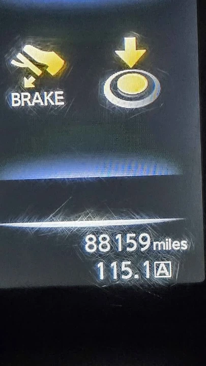 2015 Nissan Rogue - Image 2 of 11