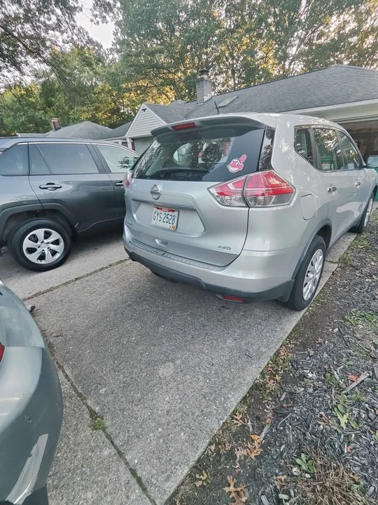 2015 Nissan Rogue - Image 14 of 15