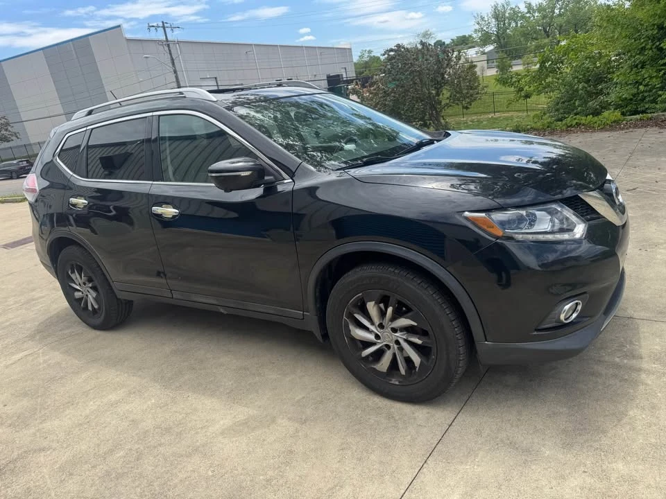 2015 Nissan Rogue - Image 11 of 11
