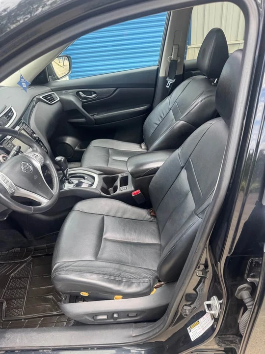 2015 Nissan Rogue - Image 7 of 11