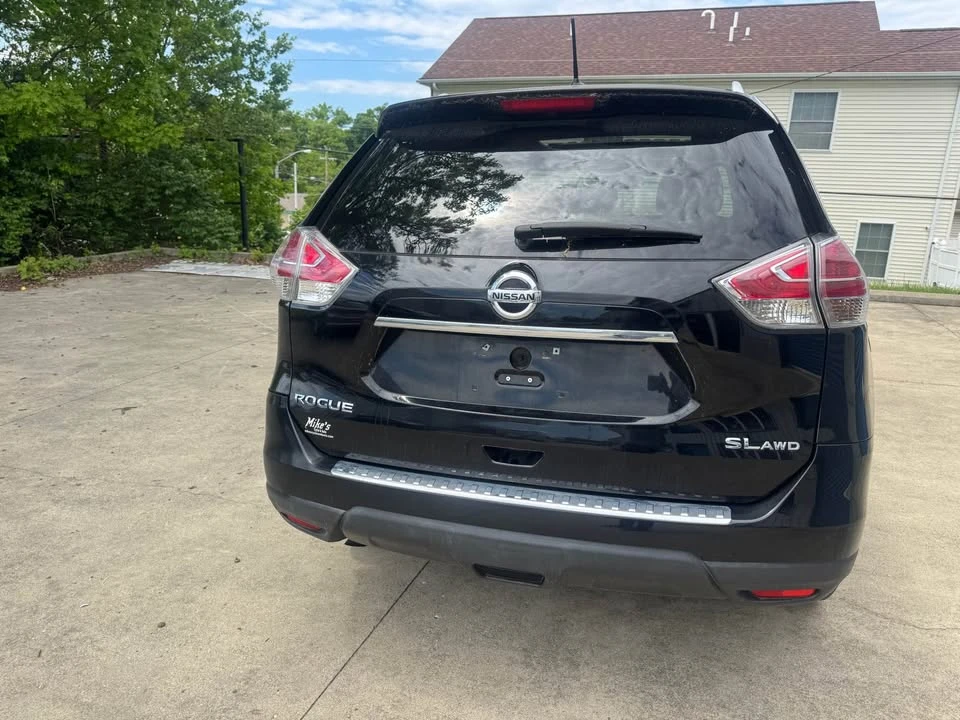 2015 Nissan Rogue - Image 5 of 11