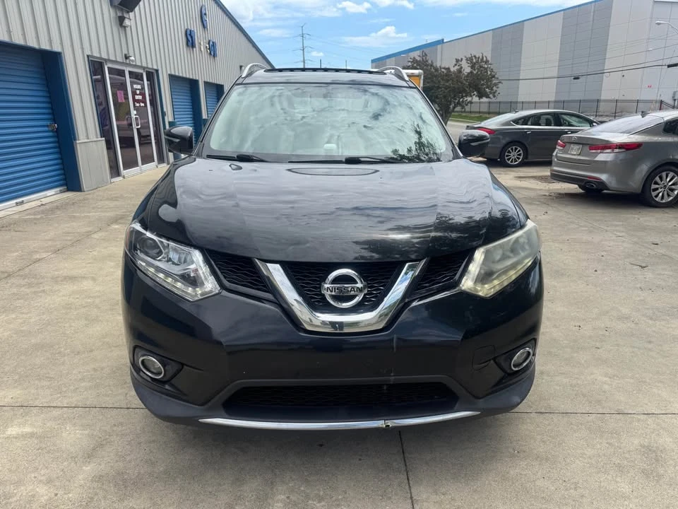 2015 Nissan Rogue - Image 2 of 11